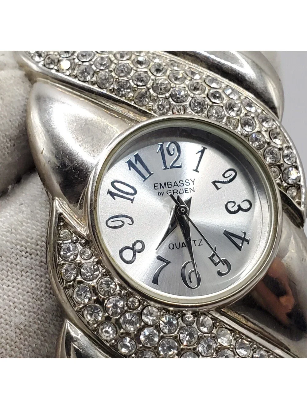 Embassy By Gruen Rhinestone Cuff Band Women Watch 29mm Silver Tone New Battery